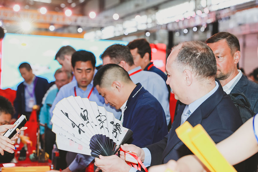 英格索蘭MSG項(xiàng)目園區(qū)制作工廠開(kāi)放儀式 英格索蘭MSG項(xiàng)目園區(qū)制作工廠開(kāi)放儀式