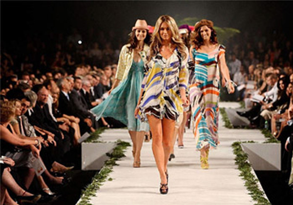 理想的年會策劃企業(yè)包含哪些酒店年會策劃？